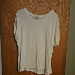 Avenue Cream Short Sleeve Tee